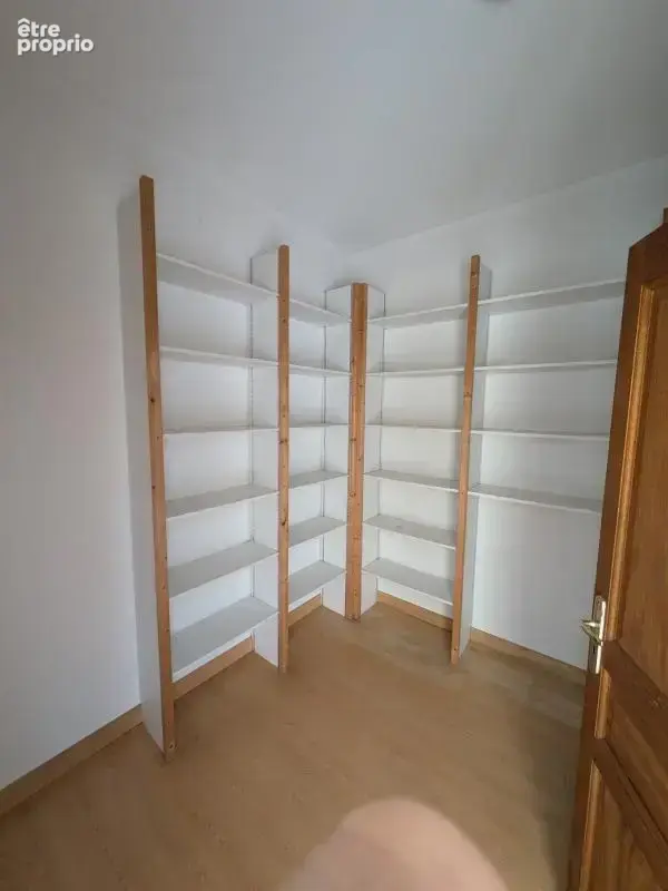 Locaux/Biens immobiliers - photo 10