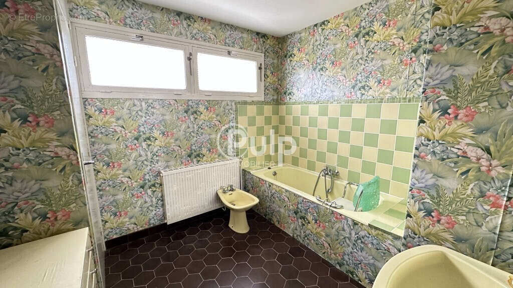 Maison à BRUAY-LA-BUISSIERE