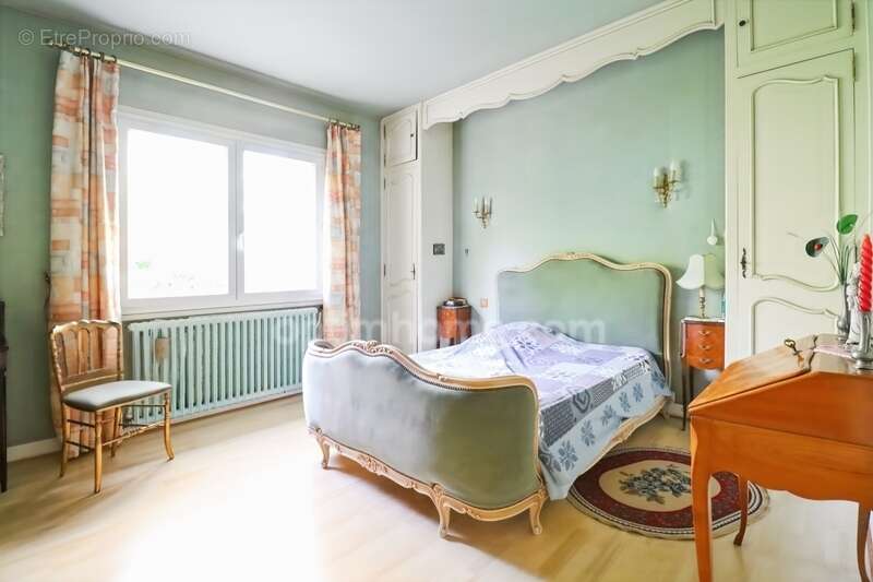 Maison à MAGNAC-LAVAL