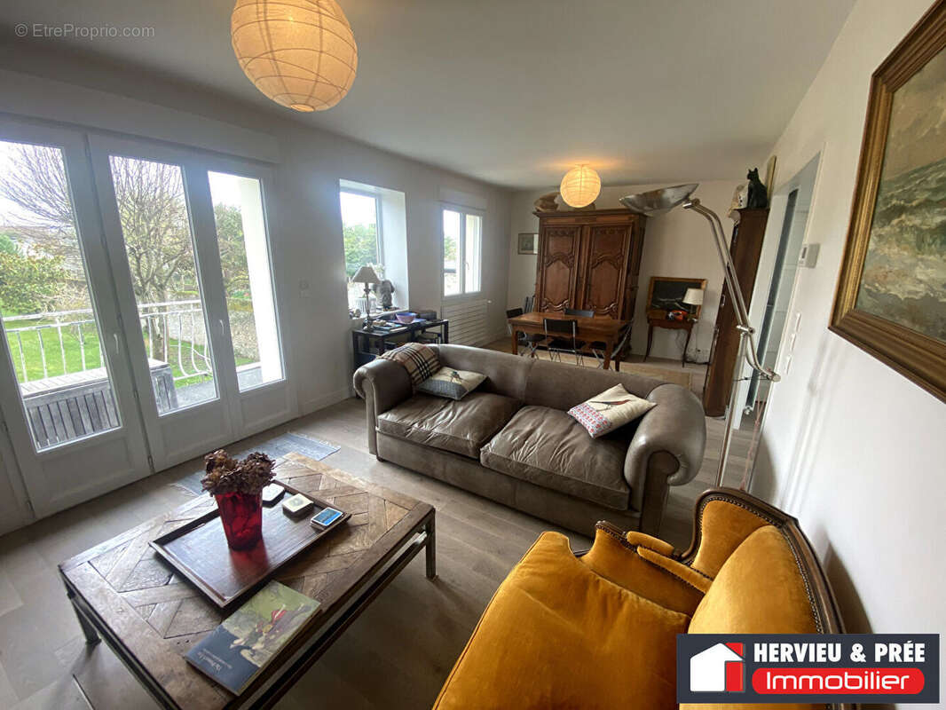 Maison à OUISTREHAM