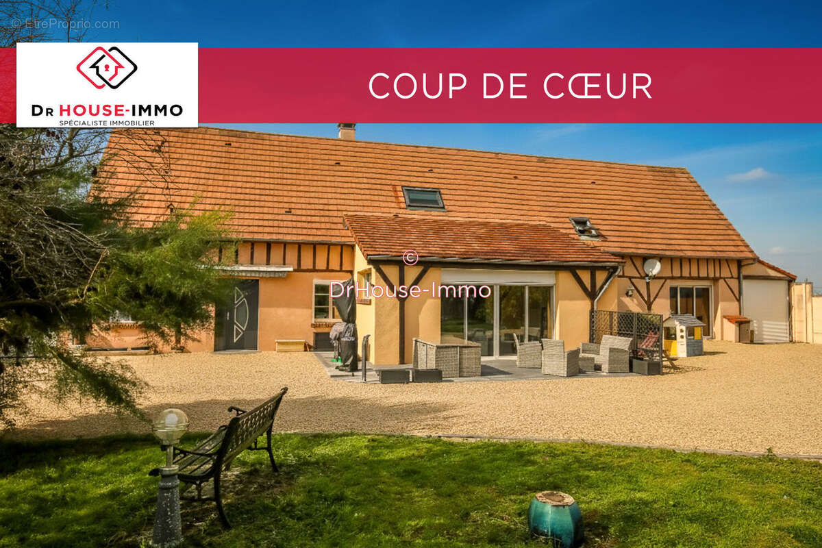 Maison à COURVILLE-SUR-EURE