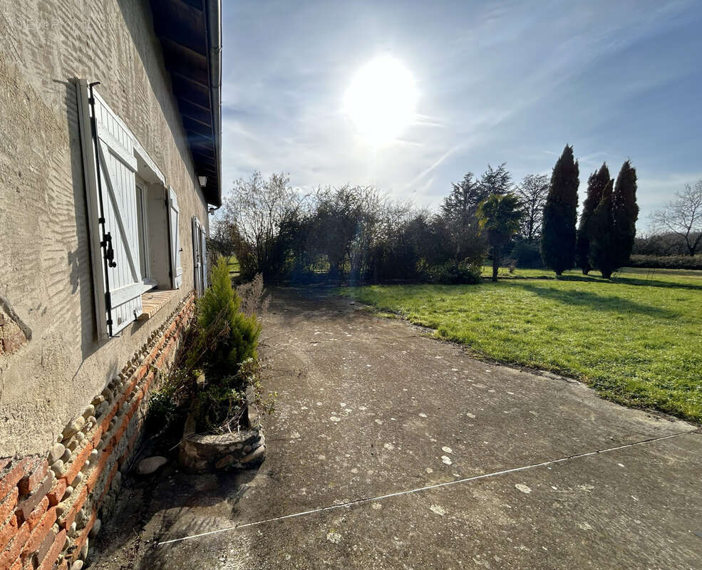 Maison à CHATILLON-SUR-CHALARONNE