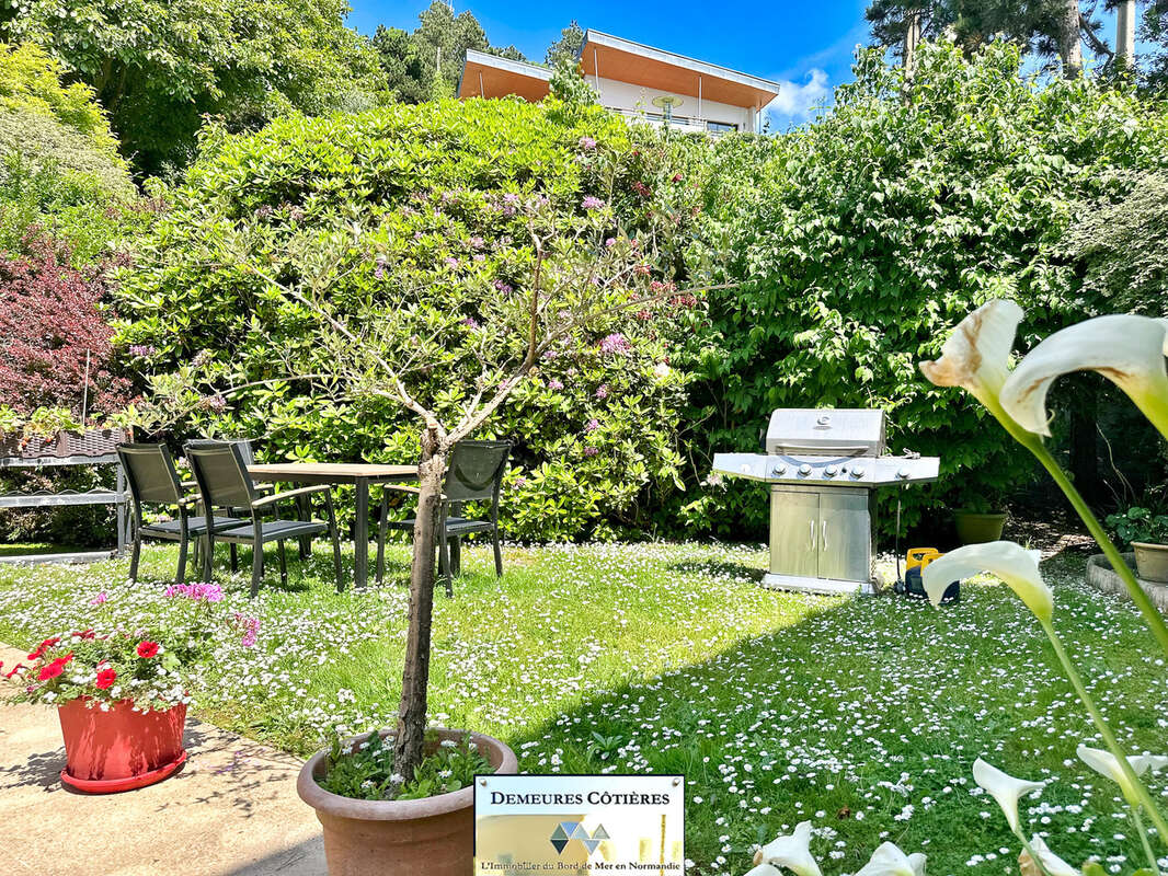 Propriété vue sur mer haut de gamme avec piscine - Cote de la Vierge FECAMP - photo 6