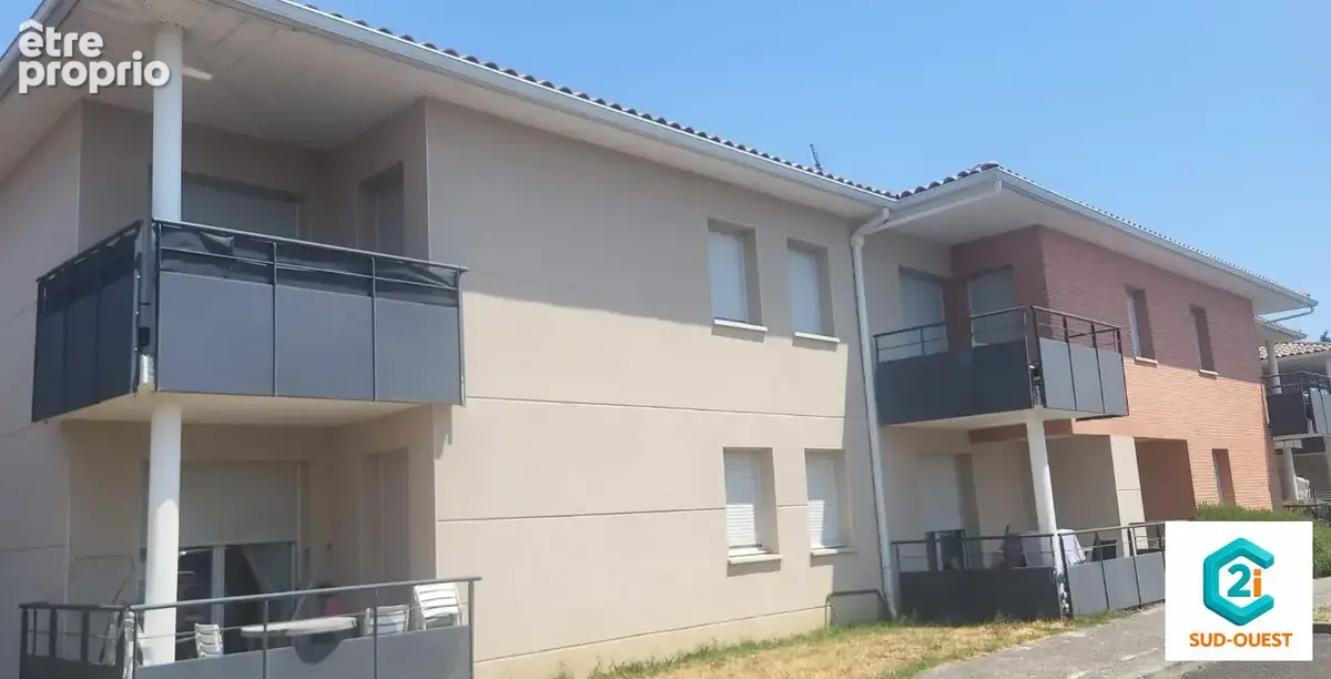 Appartement 2 pièces 44 m² à vendre à Cazeres (31220) - photo 2
