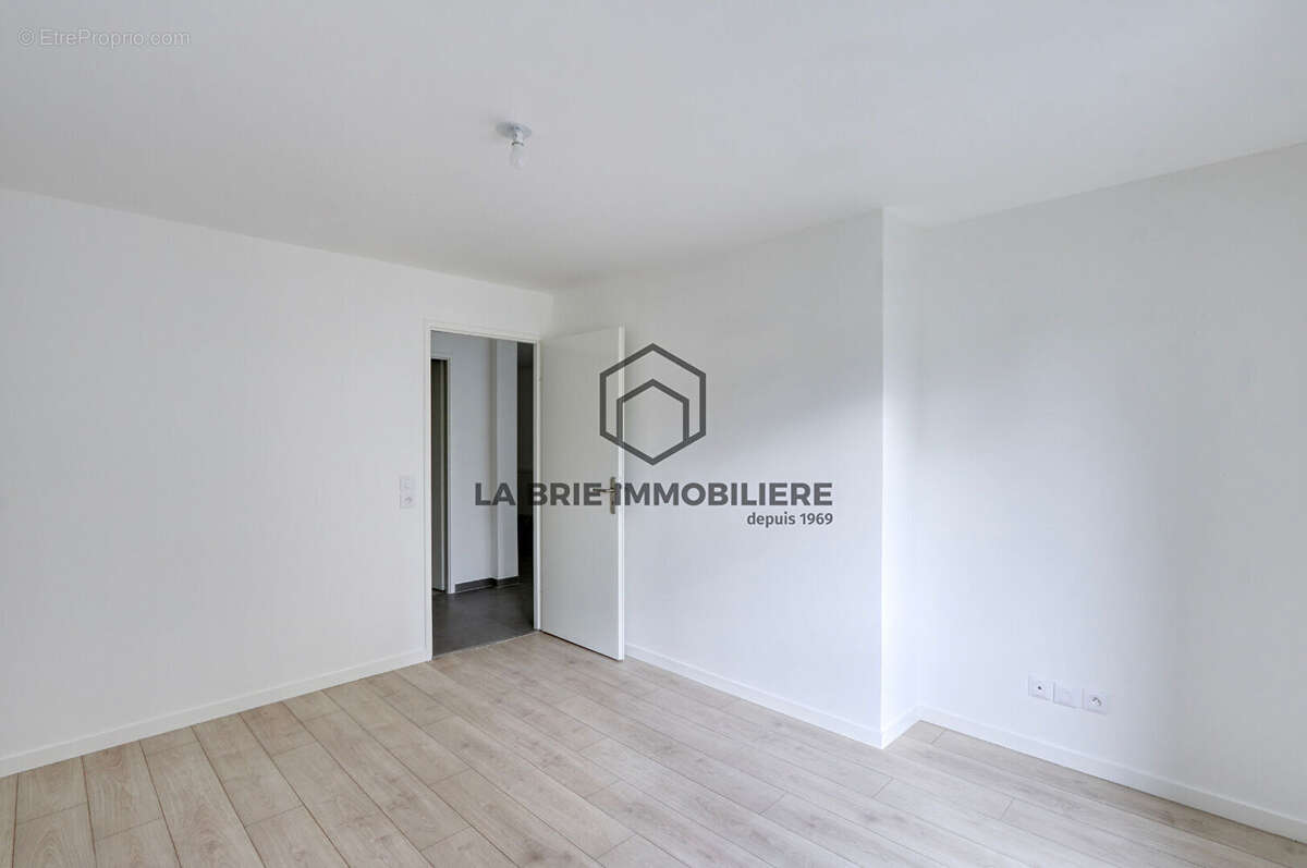 Appartement à VILLIERS-SUR-MARNE