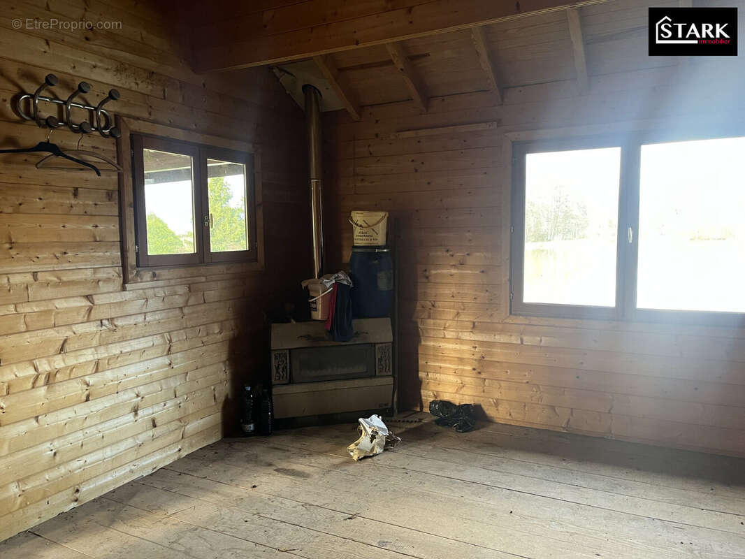 Terrain à EVETTE-SALBERT