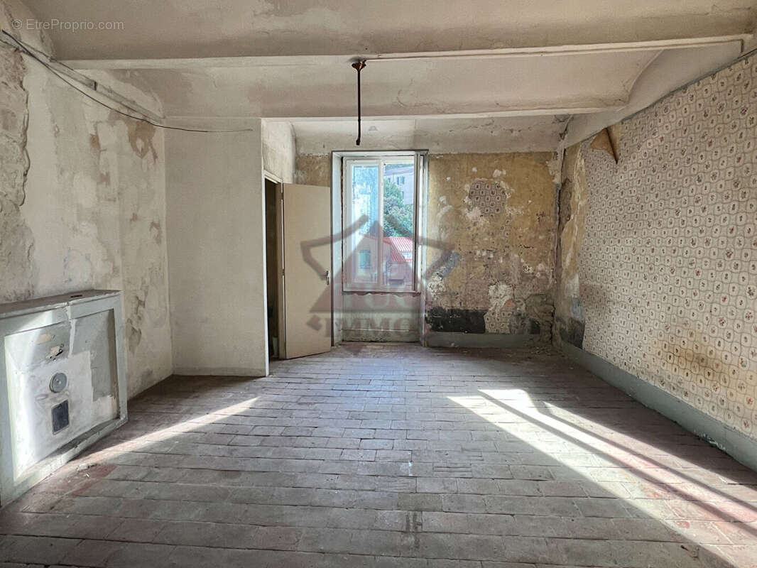 Appartement à BESSEGES