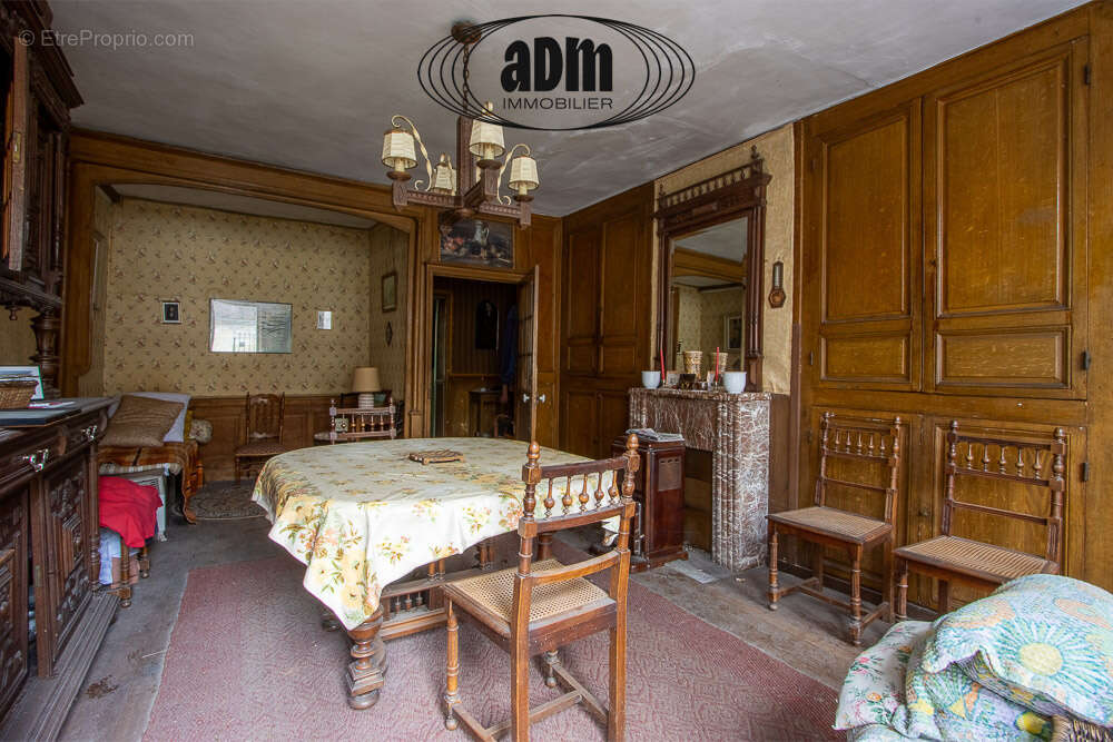 Maison à REUIL-EN-BRIE