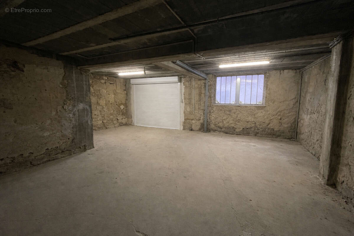 Maison à CAUMONT-SUR-DURANCE