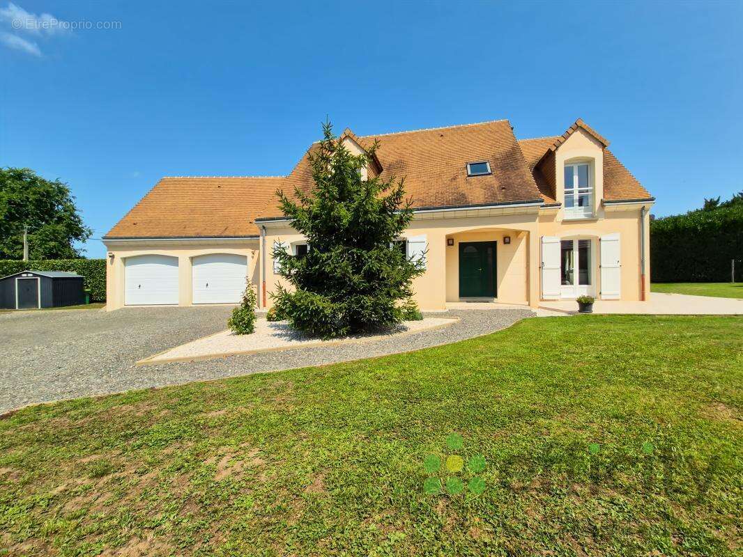 Maison 160 m² à Aigne  - photo 2