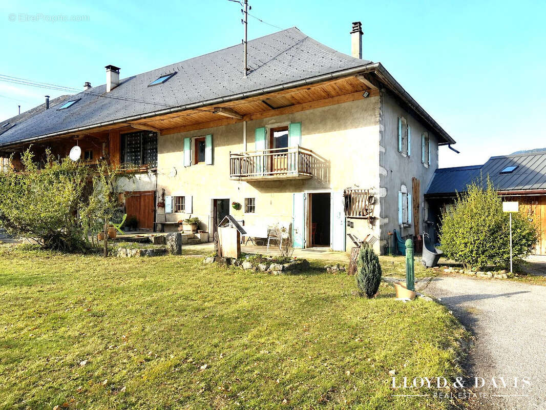 Maison à LESCHERAINES