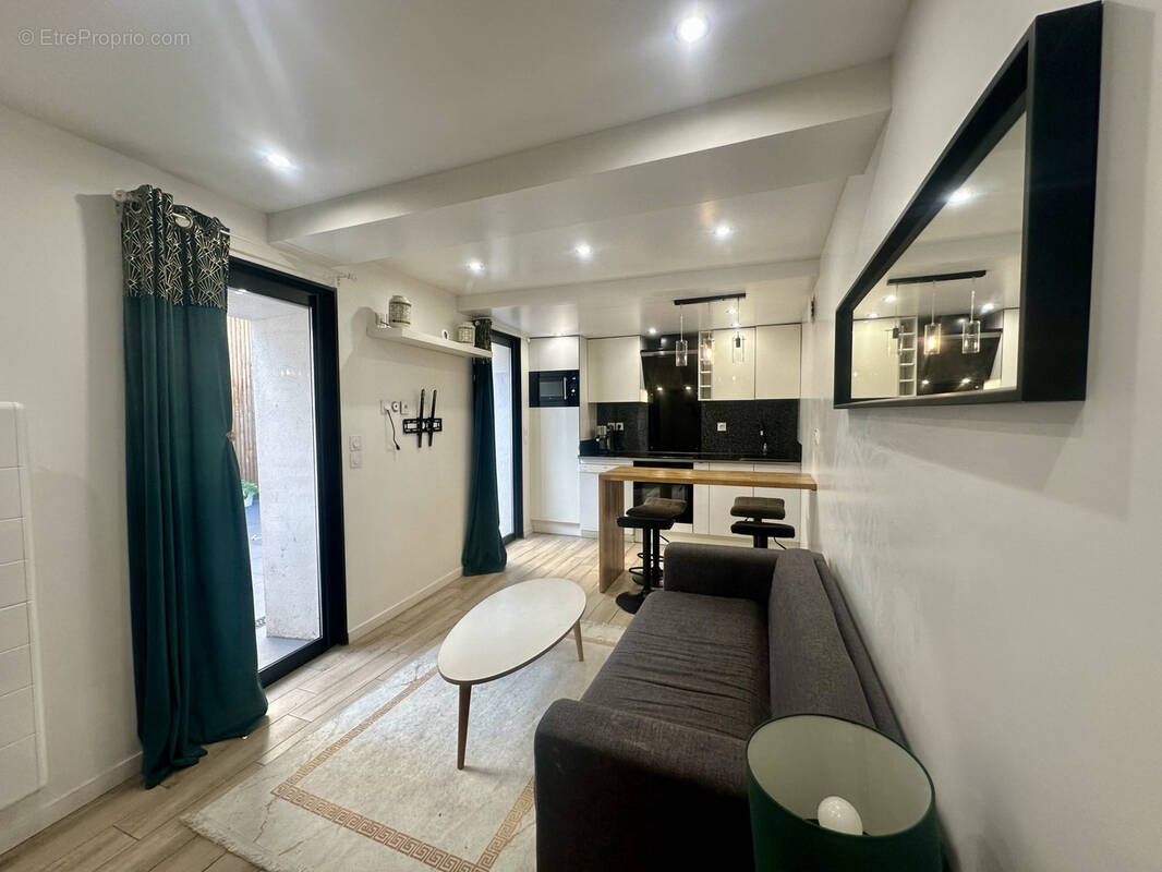 Appartement à PONT-DE-CHERUY