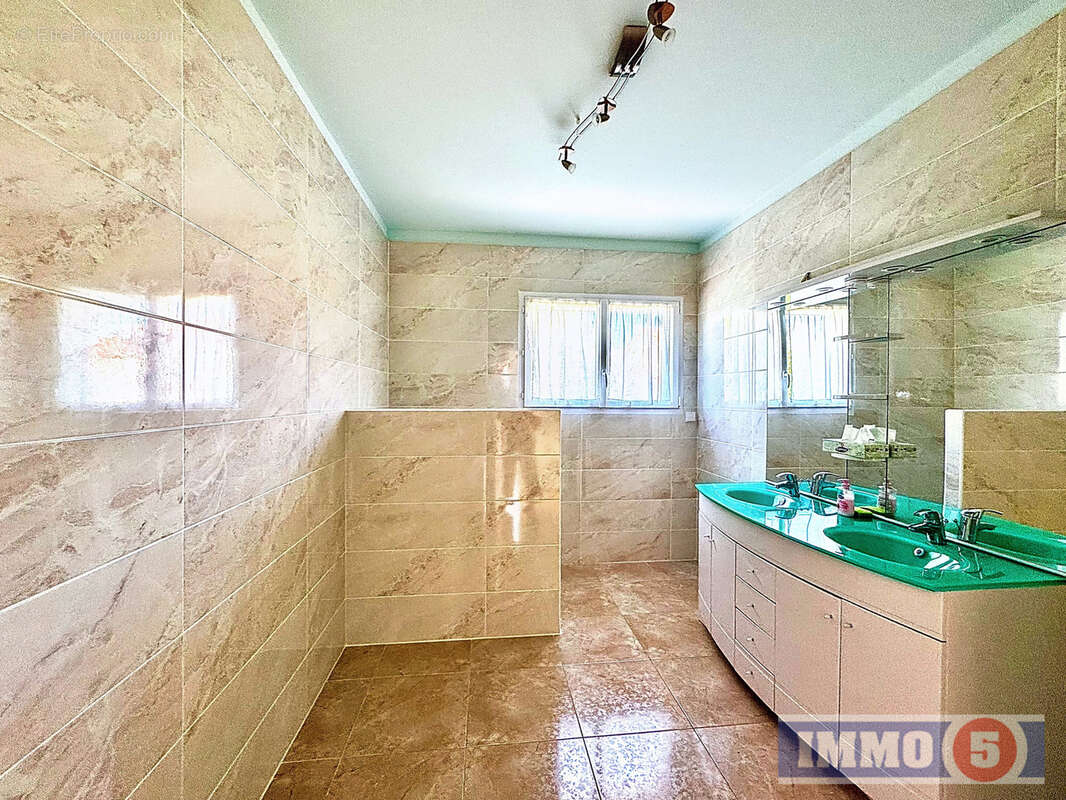 Maison à SAINT-RAPHAEL