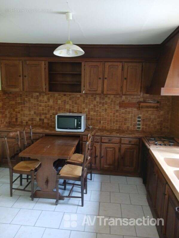 Maison à VILLELOIN-COULANGE