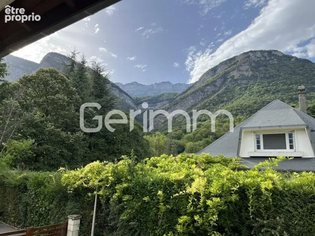 Vente - Maison - 6 pièces + cuisine - 132 m² - 519 000 € - LA - photo 12
