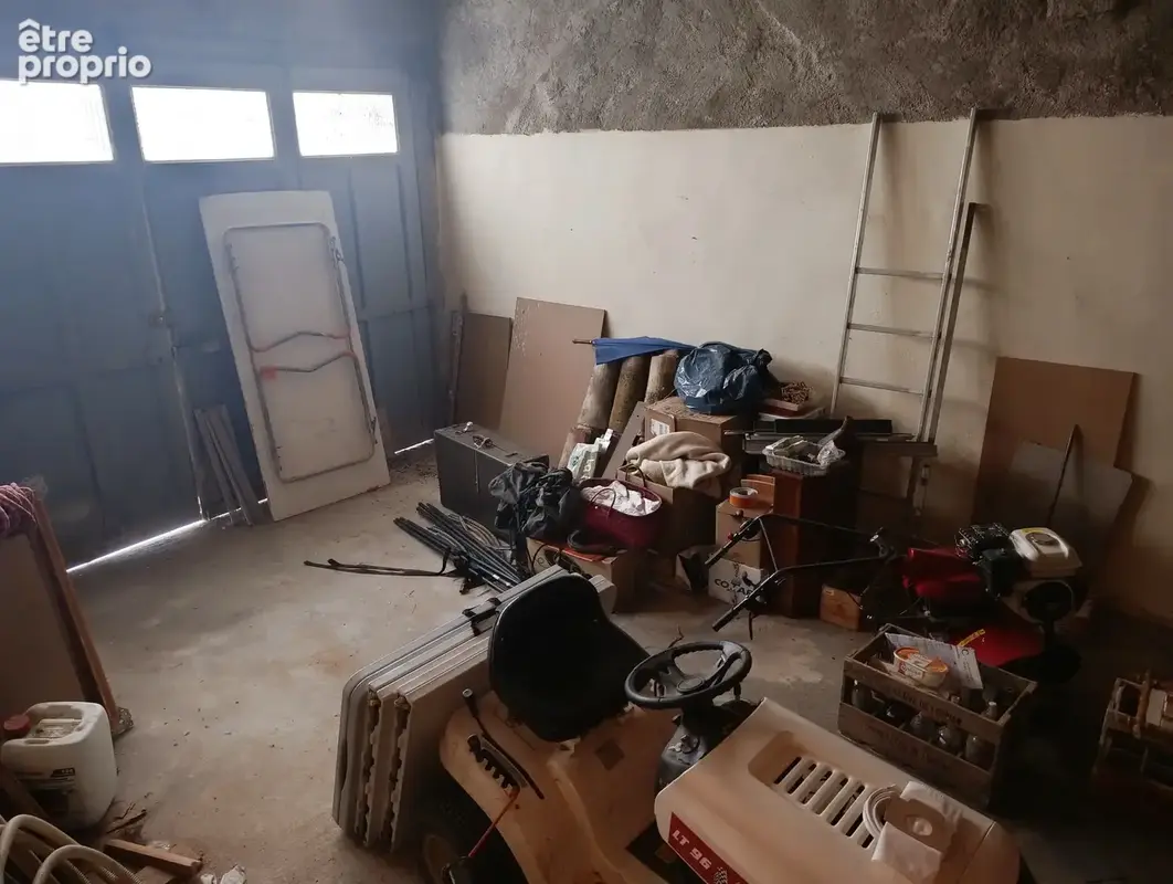 Maison de village avec garage - photo 11