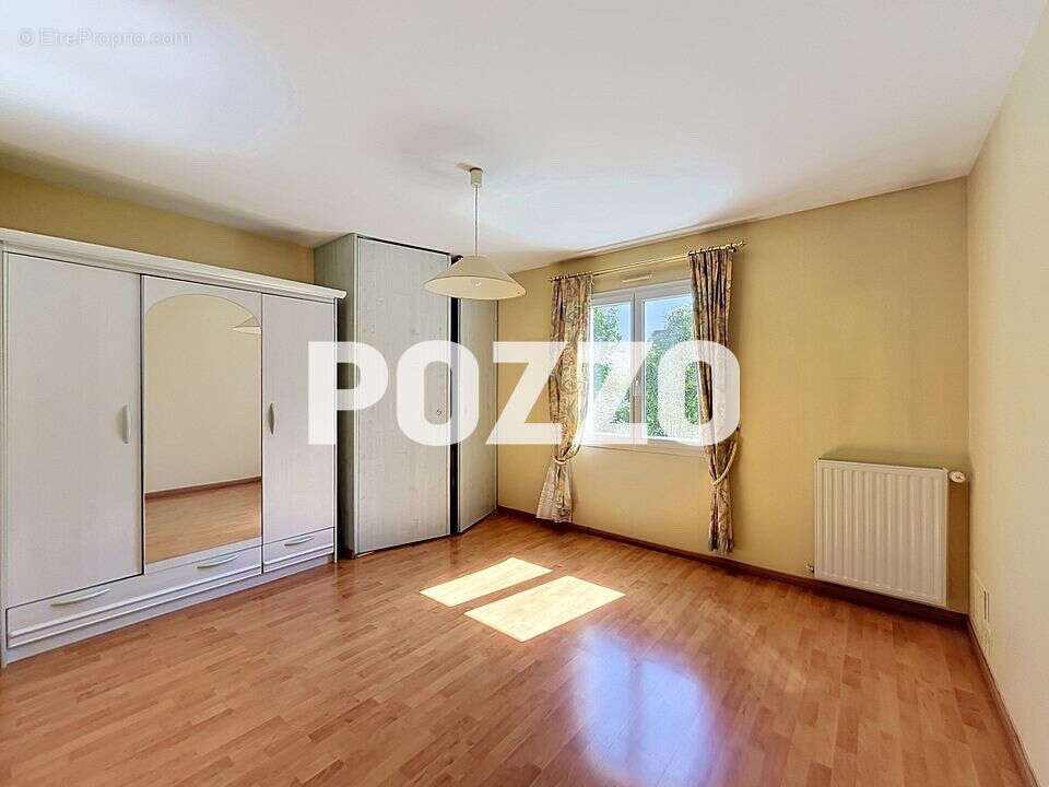 A vendre Maison individuelle de plain-pied dans bourg de Théreval 4 pièce(s) 85.20 m2 - photo 7