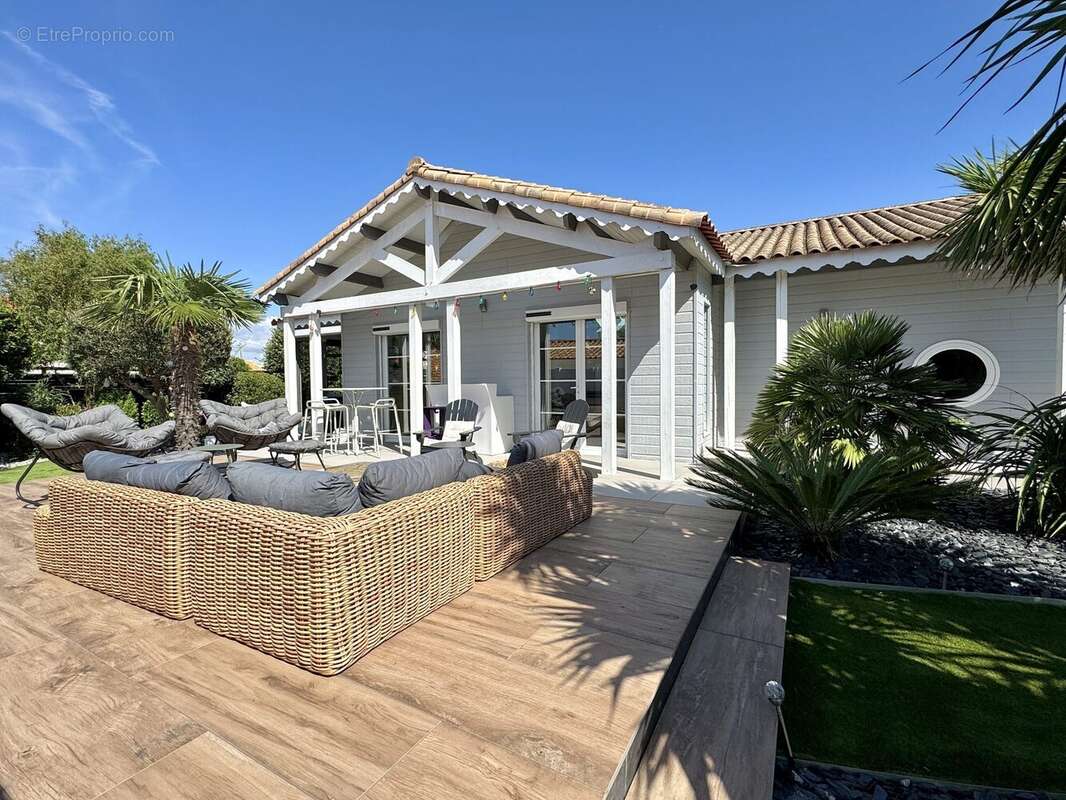 Maison - Maison à SAINT-HILAIRE-DE-RIEZ