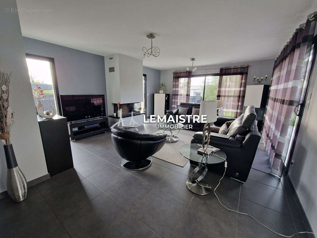 Maison à ROGERVILLE