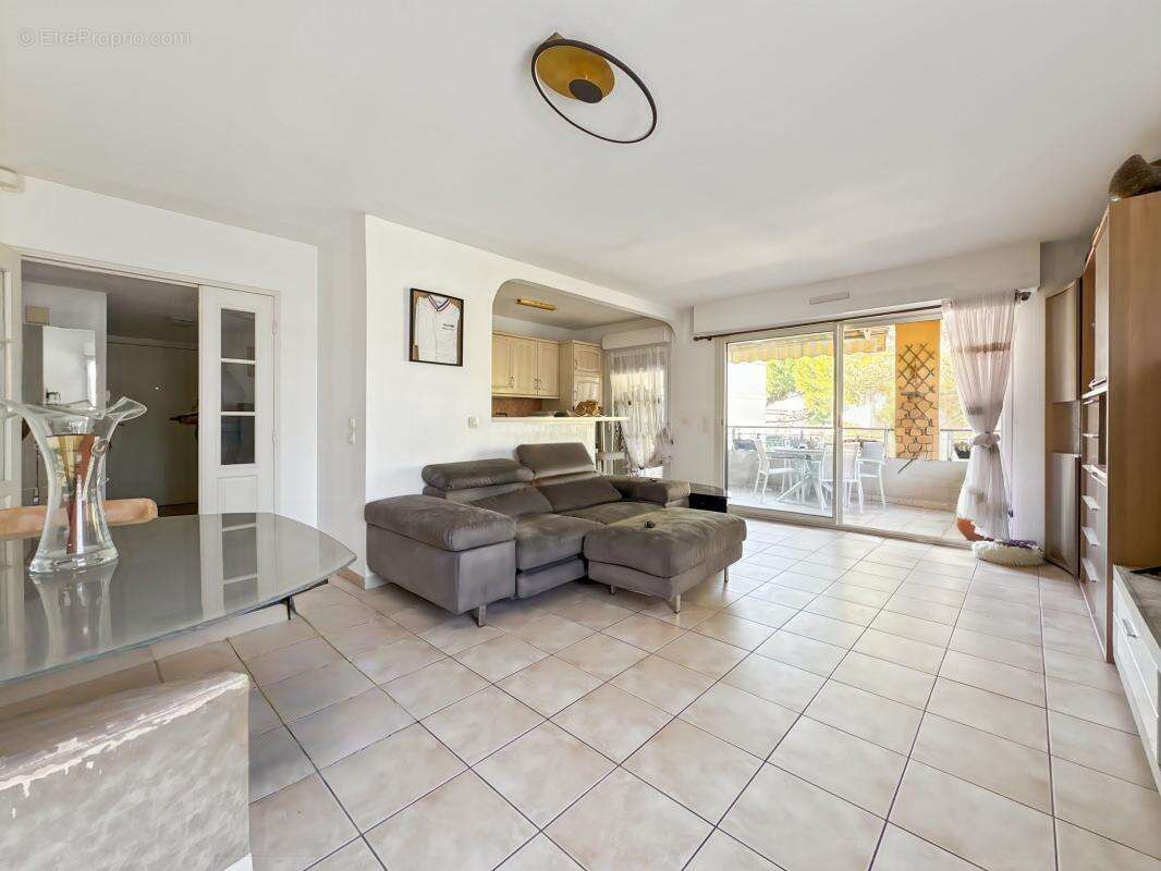 T4 86m² terrasse sud dernier etage garage - photo 4