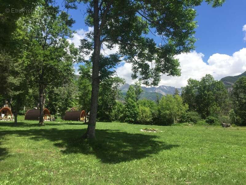 Commerce à VILLARS-COLMARS