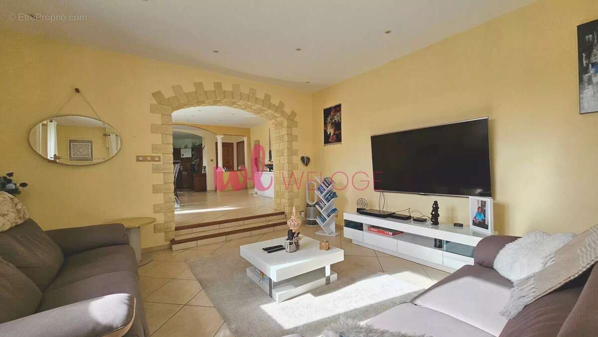 Maison à CHARVIEU-CHAVAGNEUX