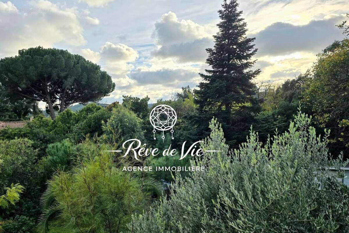 Maison 8 pièces sur 2 niveaux avec piscine - photo 10