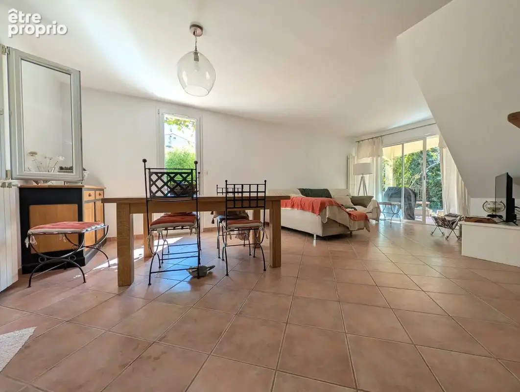 Villa familiale 4 chambres avec piscine et garage   Lauris (84360) - photo 5
