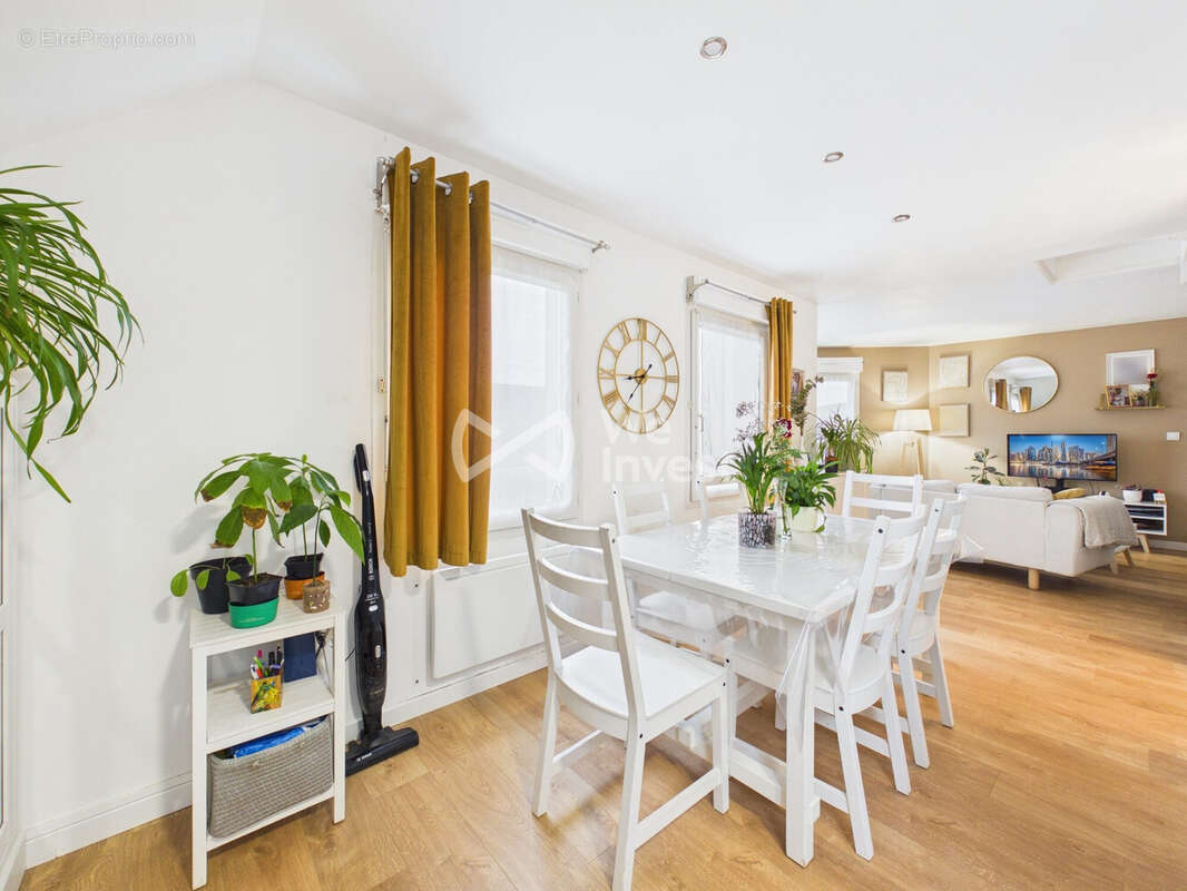 Appartement à OLLAINVILLE