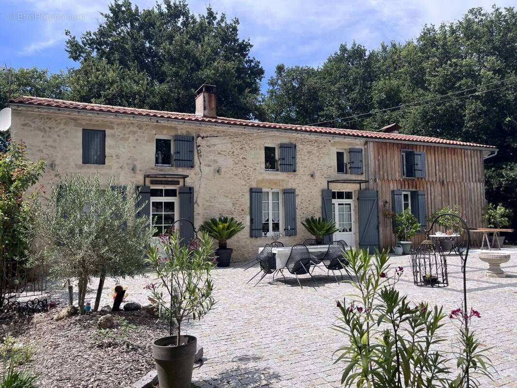 Maison à GUILLOS