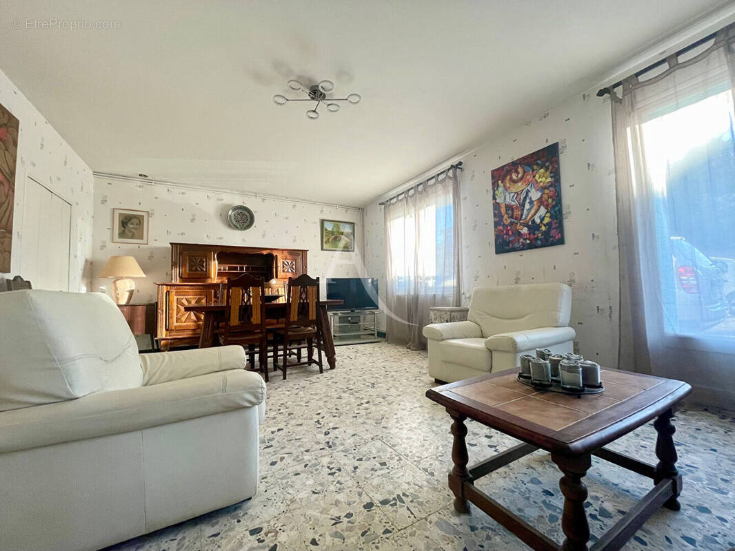 Maison à L&#039;ISLE-JOURDAIN