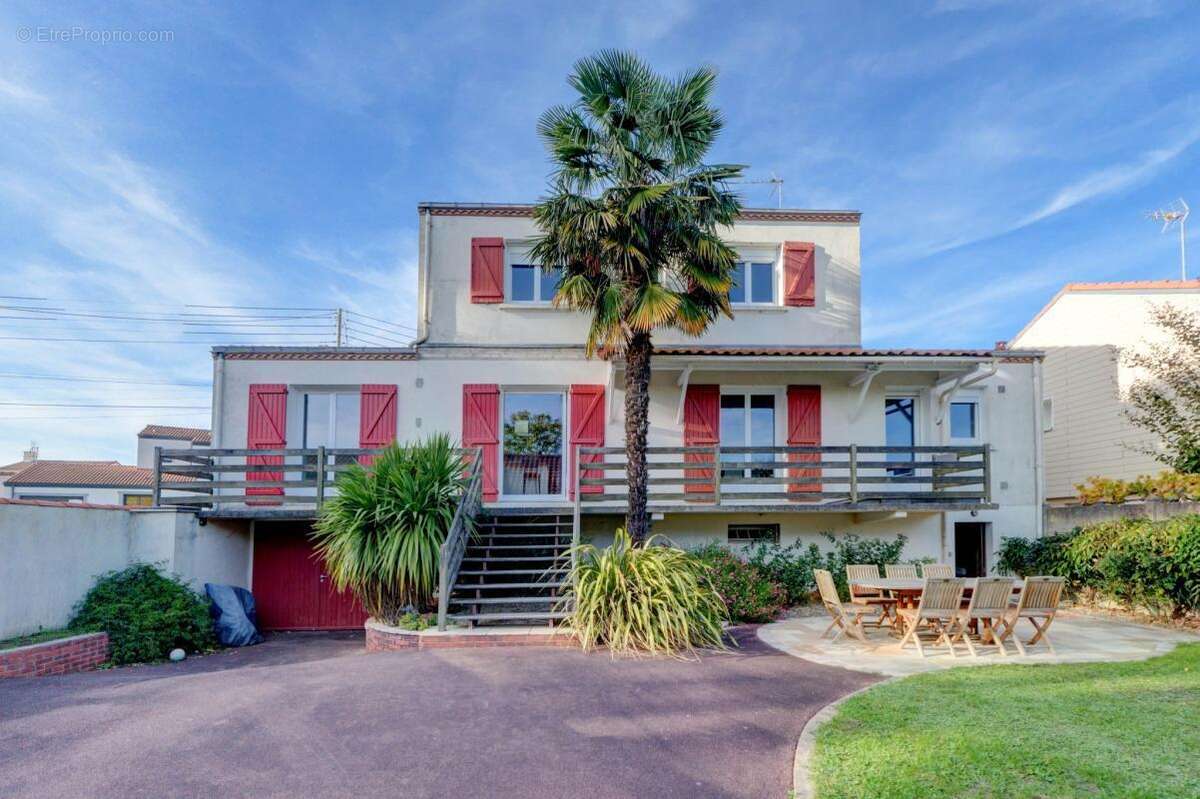 Maison à LE LOROUX-BOTTEREAU