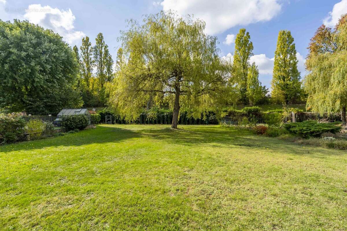 Maison à SAINT-FARGEAU-PONTHIERRY