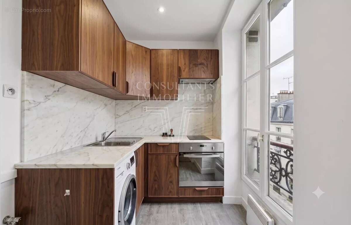 Appartement à LEVALLOIS-PERRET