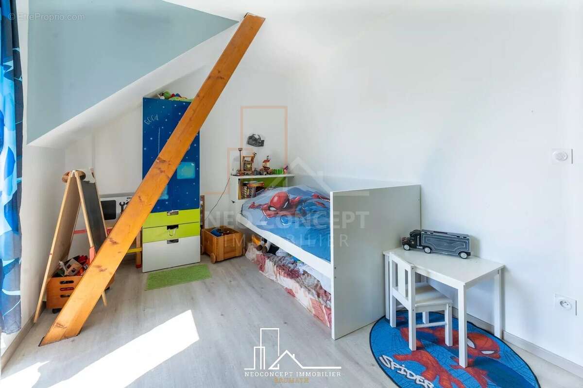 Maison à NIEDERMODERN