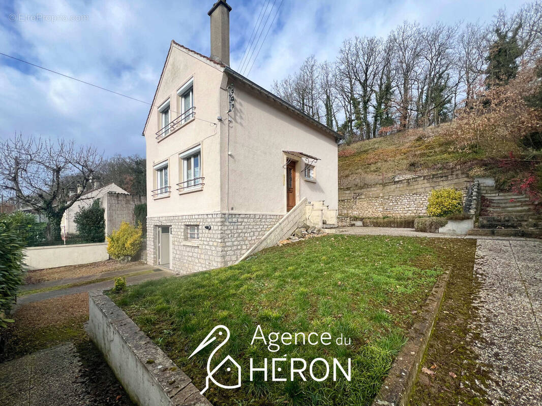 Photo 1 - Maison à CHATEAU-LANDON