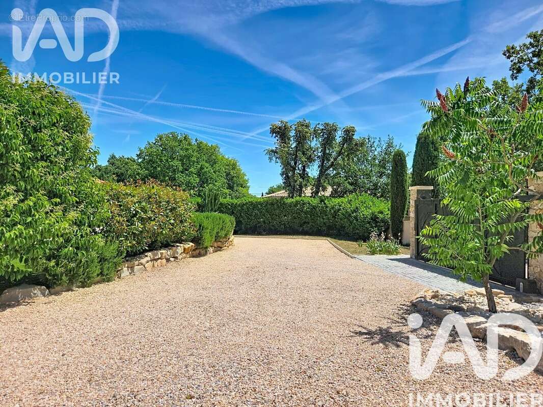 Maison 175 m² à Callian  - photo 5