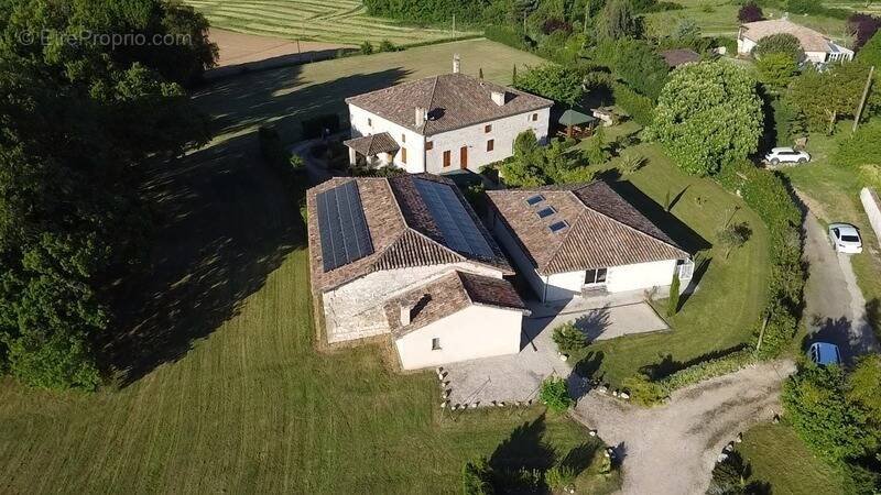 Maison à AUVILLAR