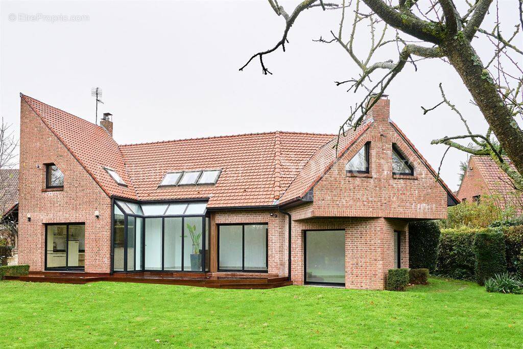 Maison à SAINGHIN-EN-MELANTOIS