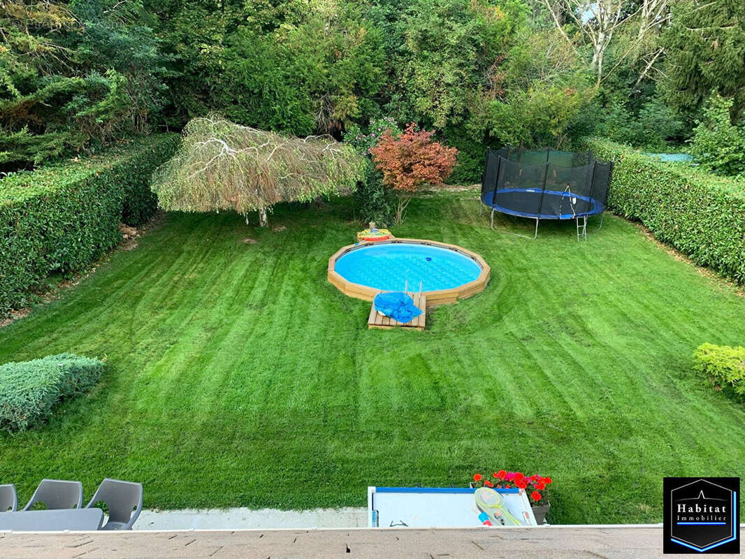 Maison à LE PLESSIS-BELLEVILLE