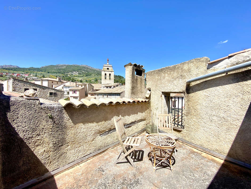 Maison à BUIS-LES-BARONNIES
