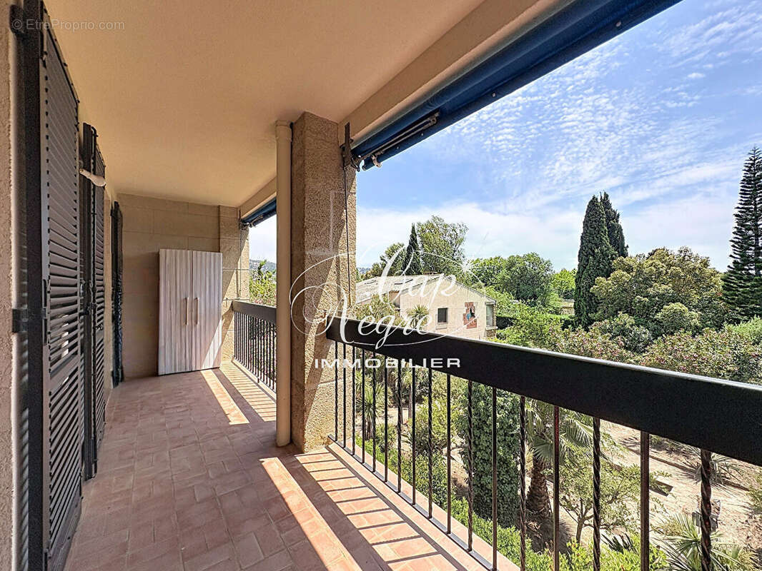 Appartement à LE LAVANDOU