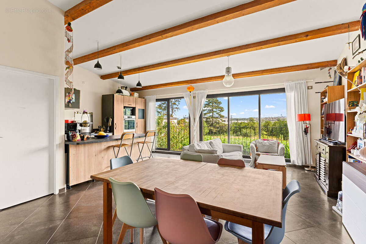 Appartement à SAINT-GERMAIN-AU-MONT-D&#039;OR