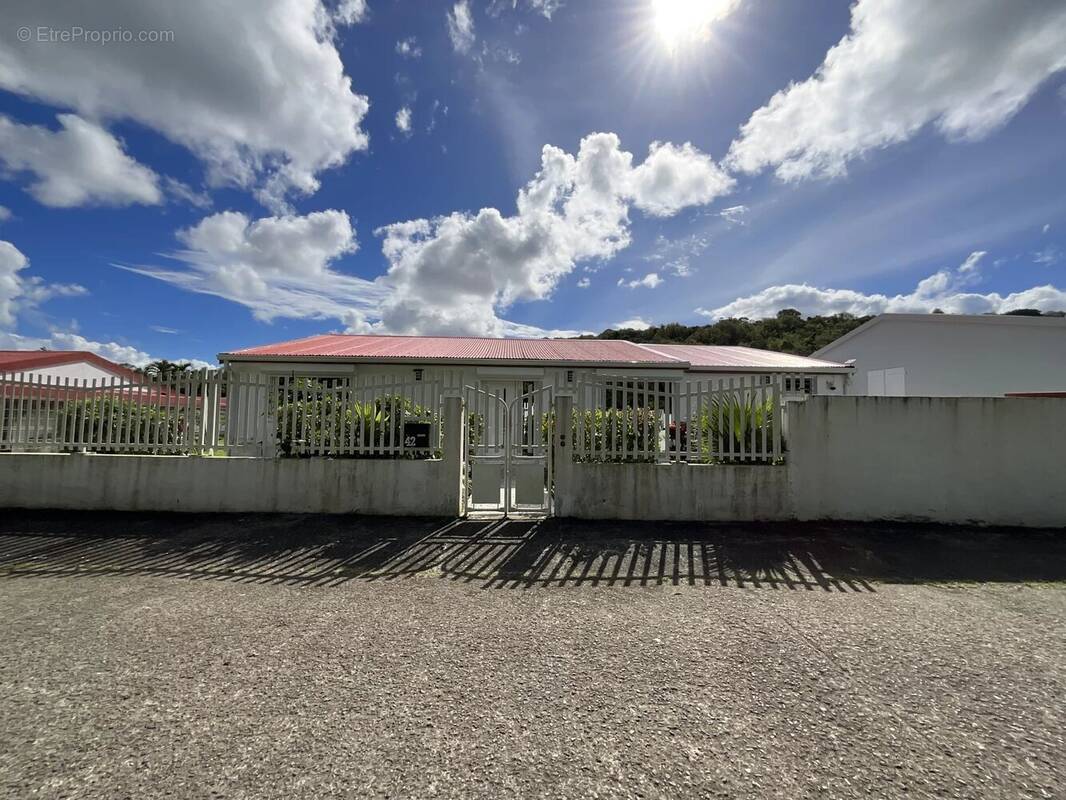Maison à FORT-DE-FRANCE