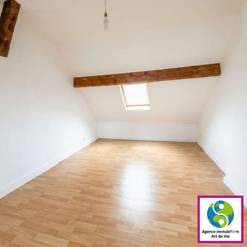 Maison 130 m² à Andilly  - photo 9