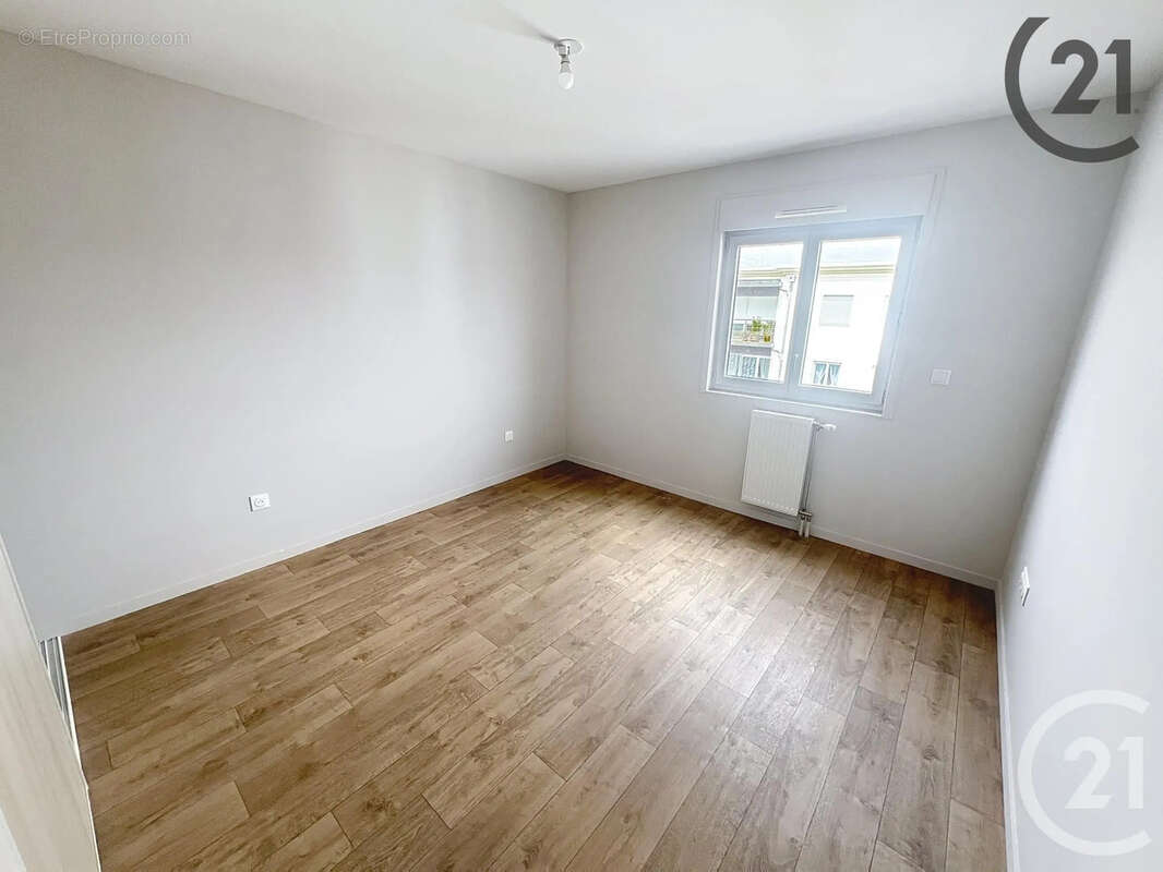 Appartement 67 m² à Auxerre  - photo 4