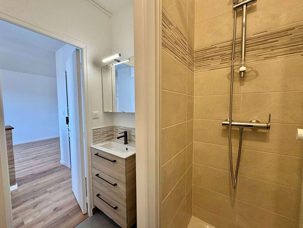 Appartement à CLICHY