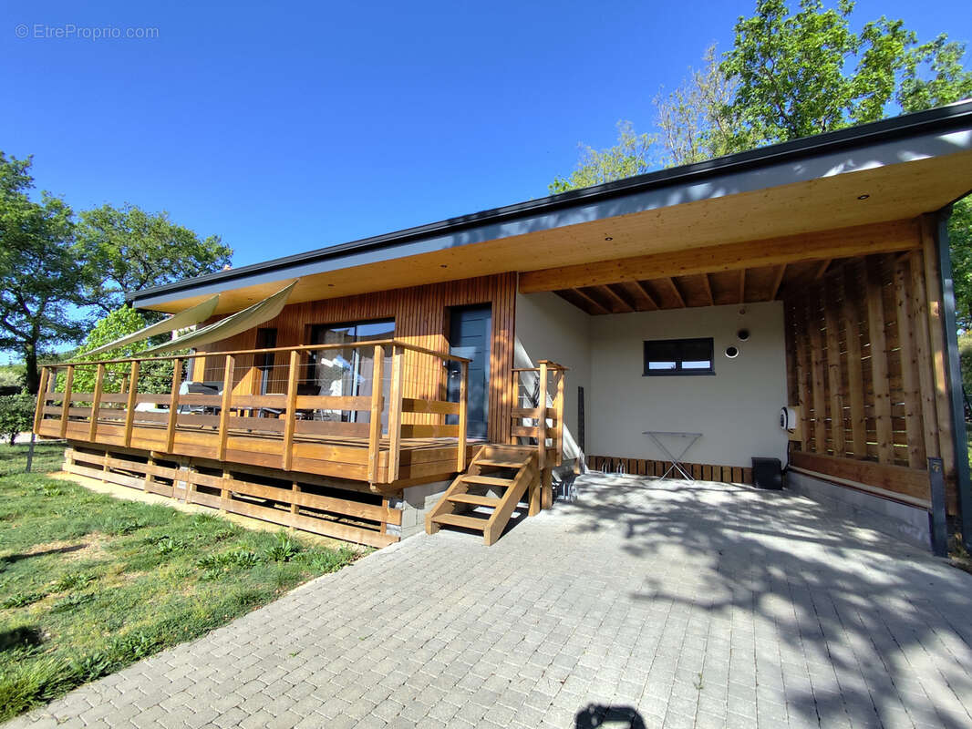 Maison à SAUZET