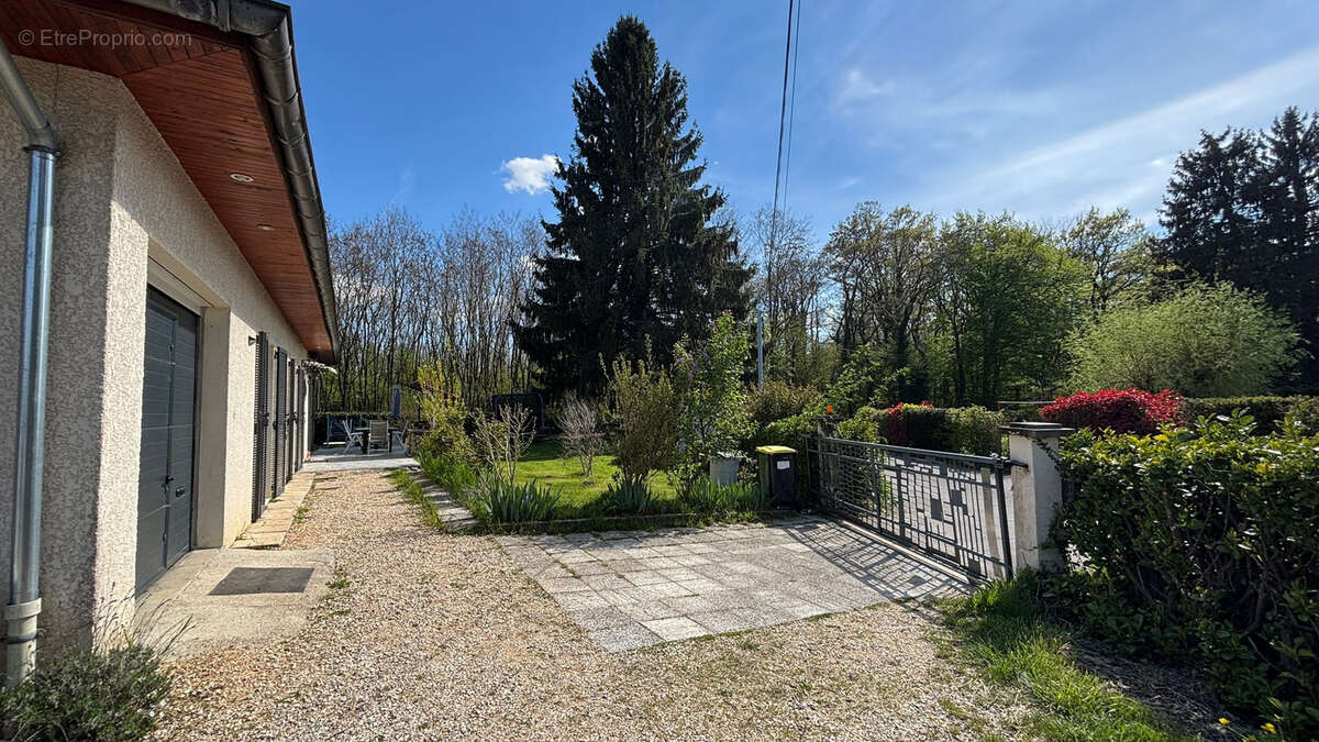 Maison à CHASSIGNIEU