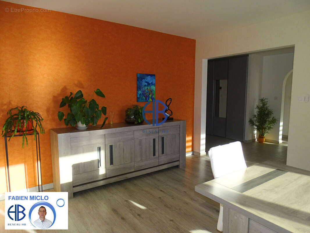 Appartement à LA VERPILLIERE